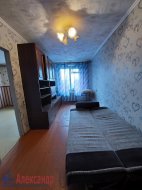 2-комнатная квартира (43м2) в аренду по адресу Кириши г., Ленина просп., 3— фото 9 из 16