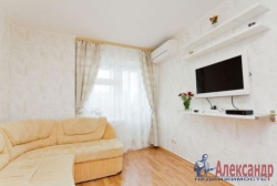 1-комнатная квартира (46м2) в аренду по адресу Савушкина ул., 13— фото 4 из 12