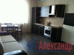 2-комнатная квартира (61м2) в аренду по адресу Кондратьевский просп., 70— фото 4 из 8