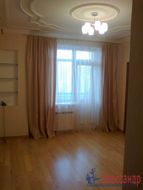 2-комнатная квартира (73м2) в аренду по адресу Просвещения просп., 34— фото 9 из 10