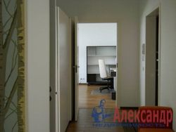 1-комнатная квартира (50м2) в аренду по адресу Полтавский пр-зд, 2— фото 4 из 13