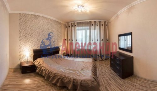1-комнатная квартира (37м2) в аренду по адресу Ушинского ул., 31— фото 1 из 6