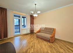 2-комнатная квартира (65м2) на продажу по адресу Петергофское шос., 45— фото 9 из 17