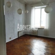 2-комнатная квартира (41м2) на продажу по адресу Ропшинская ул., 1— фото 2 из 10
