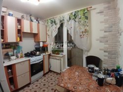 2-комнатная квартира (48м2) на продажу по адресу Осельки пос., 114— фото 14 из 22
