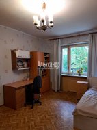 3-комнатная квартира (98м2) на продажу по адресу Луначарского пр., 52— фото 14 из 47