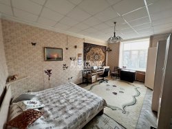 2 комнаты в 5-комнатной квартире (171м2) на продажу по адресу Приморский просп., 14— фото 8 из 19