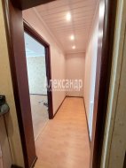1-комнатная квартира (33м2) на продажу по адресу Глажево пос., 12— фото 4 из 13