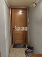 3-комнатная квартира (60м2) на продажу по адресу Кировск г., Набережная ул., 1— фото 8 из 13