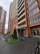 2-комнатная квартира (59м2) на продажу по адресу Бадаева ул., 14— фото 24 из 26