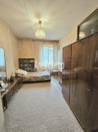 2-комнатная квартира (46м2) на продажу по адресу Декабристов ул., 33— фото 13 из 26