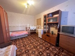 1-комнатная квартира (36м2) на продажу по адресу Стародеревенская ул., 23— фото 2 из 15