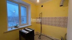 3-комнатная квартира (51м2) на продажу по адресу Лесогорский пгт., Гагарина ул., 13— фото 10 из 22