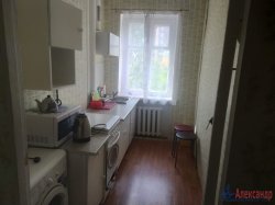 2-комнатная квартира (40м2) на продажу по адресу Песочный пос., Ленинградская ул., 79— фото 5 из 7