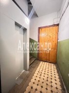 Комната в 5-комнатной квартире (172м2) на продажу по адресу Чапаева ул., 2— фото 15 из 18