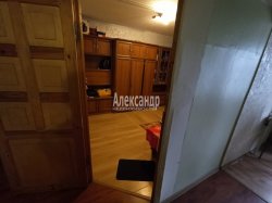 2-комнатная квартира (46м2) на продажу по адресу Софьи Ковалевской ул., 15— фото 9 из 21