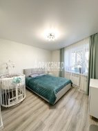 2-комнатная квартира (47м2) на продажу по адресу Варшавская ул., 37— фото 4 из 15