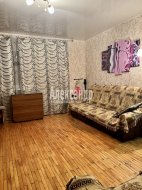 3-комнатная квартира (58м2) на продажу по адресу Коммунаров (Горелово) ул., 116— фото 9 из 32