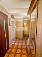 4-комнатная квартира (73м2) на продажу по адресу Суздальский просп., 9— фото 9 из 13