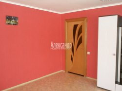2-комнатная квартира (60м2) на продажу по адресу Кировск г., Набережная ул., 1— фото 8 из 27