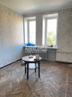 Комната в 3-комнатной квартире (74м2) на продажу по адресу Панфилова ул., 29— фото 3 из 10