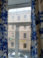 Комната в 4-комнатной квартире (88м2) на продажу по адресу Заставская ул., 28— фото 6 из 23