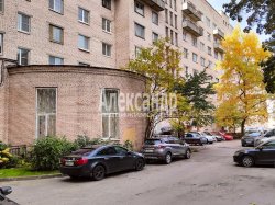 1-комнатная квартира (44м2) на продажу по адресу Большеохтинский просп., 11— фото 16 из 36