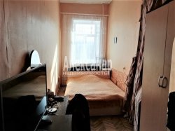 3-комнатная квартира (84м2) на продажу по адресу Комсомола ул., 10— фото 7 из 21