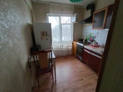 2-комнатная квартира (46м2) на продажу по адресу Софьи Ковалевской ул., 15— фото 5 из 21