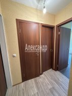 2-комнатная квартира (47м2) на продажу по адресу Ивангород г., Федюнинского ул., 15— фото 3 из 19