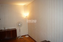 1-комнатная квартира (33м2) на продажу по адресу Кондратьевский просп., 53— фото 3 из 59