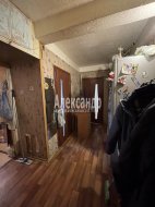 3-комнатная квартира (57м2) на продажу по адресу Академика Байкова ул., 11— фото 10 из 16