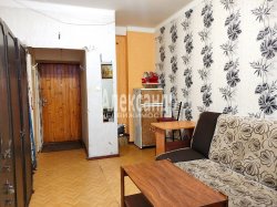 Комната в 8-комнатной квартире (326м2) на продажу по адресу Выборг г., Некрасова ул., 31— фото 3 из 11