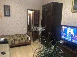 2-комнатная квартира (64м2) на продажу по адресу Приозерск г., Литейная ул., 13— фото 11 из 19