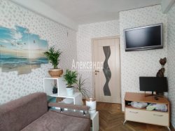 2-комнатная квартира (57м2) на продажу по адресу Пулковская ул., 15— фото 14 из 20