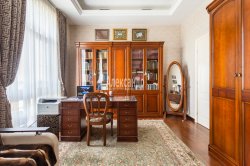 3-комнатная квартира (195м2) на продажу по адресу Крестовский просп., 30— фото 12 из 23