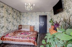 3-комнатная квартира (75м2) на продажу по адресу Бугры пос., Воронцовский бул., 5— фото 3 из 17