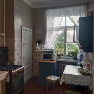 5-комнатная квартира (96м2) на продажу по адресу Ломоносов г., Красного Флота ул., 5— фото 2 из 13