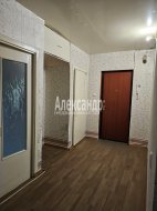 2-комнатная квартира (51м2) на продажу по адресу Лахденпохья г., Советская ул., 10А— фото 2 из 20
