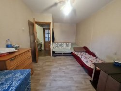 3-комнатная квартира (60м2) на продажу по адресу Пискаревский просп., 48— фото 9 из 20