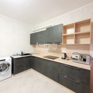 2-комнатная квартира (60м2) на продажу по адресу Мурино г., Петровский бул., 5— фото 7 из 19
