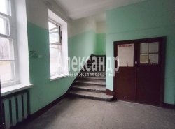 Комната в 8-комнатной квартире (326м2) на продажу по адресу Выборг г., Некрасова ул., 31— фото 9 из 11