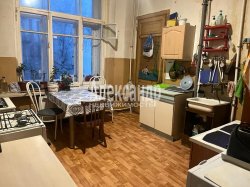 5-комнатная квартира (141м2) на продажу по адресу Суворовский просп., 38— фото 6 из 17