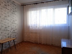 2-комнатная квартира (47м2) на продажу по адресу Тамбасова ул., 8— фото 4 из 23