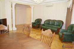 5-комнатная квартира (159м2) на продажу по адресу Чайковского ул., 36— фото 2 из 16