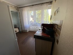 Комната в 17-комнатной квартире (461м2) на продажу по адресу Сосново пос., Первомайская ул., 9— фото 6 из 9
