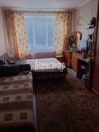 Комната в 3-комнатной квартире (72м2) на продажу по адресу Выборг г., Ленинградское шос., 35— фото 2 из 6