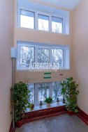 2-комнатная квартира (45м2) на продажу по адресу Новоизмайловский просп., 32— фото 14 из 16