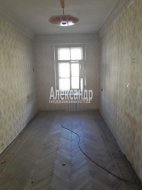 4-комнатная квартира (77м2) на продажу по адресу Лиговский пр., 48В— фото 3 из 7