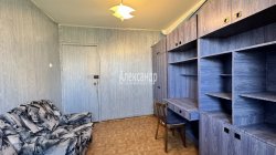 Комната в 3-комнатной квартире (70м2) на продажу по адресу Петергоф г., Чебышевская ул., 9— фото 8 из 10